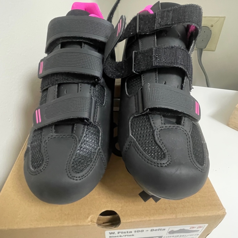 Tommaso Women's Black and Pink Peloton Athletic Shoes - Picture 6 of 11
